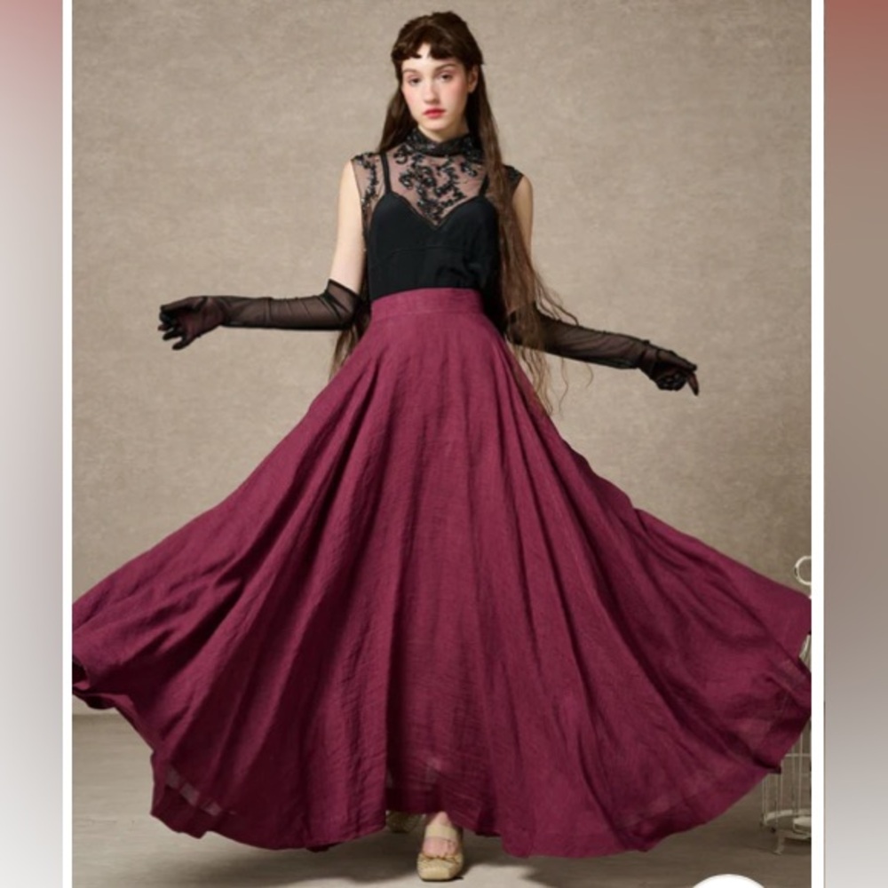 NWT L Linnennaive Cherry 22 Skirt in Plum Purple. Maxi. Large. Lined. Pockets